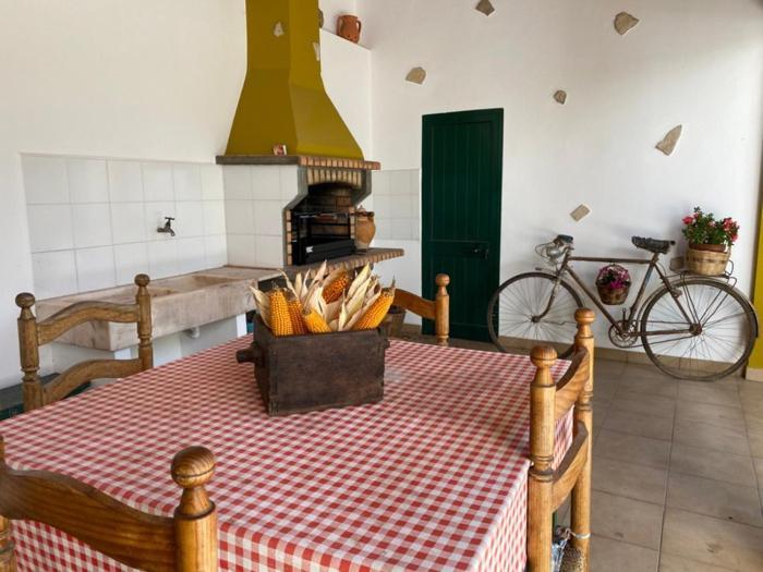 Casinha Da Avo Rosario Appartement Juncal  Buitenkant foto